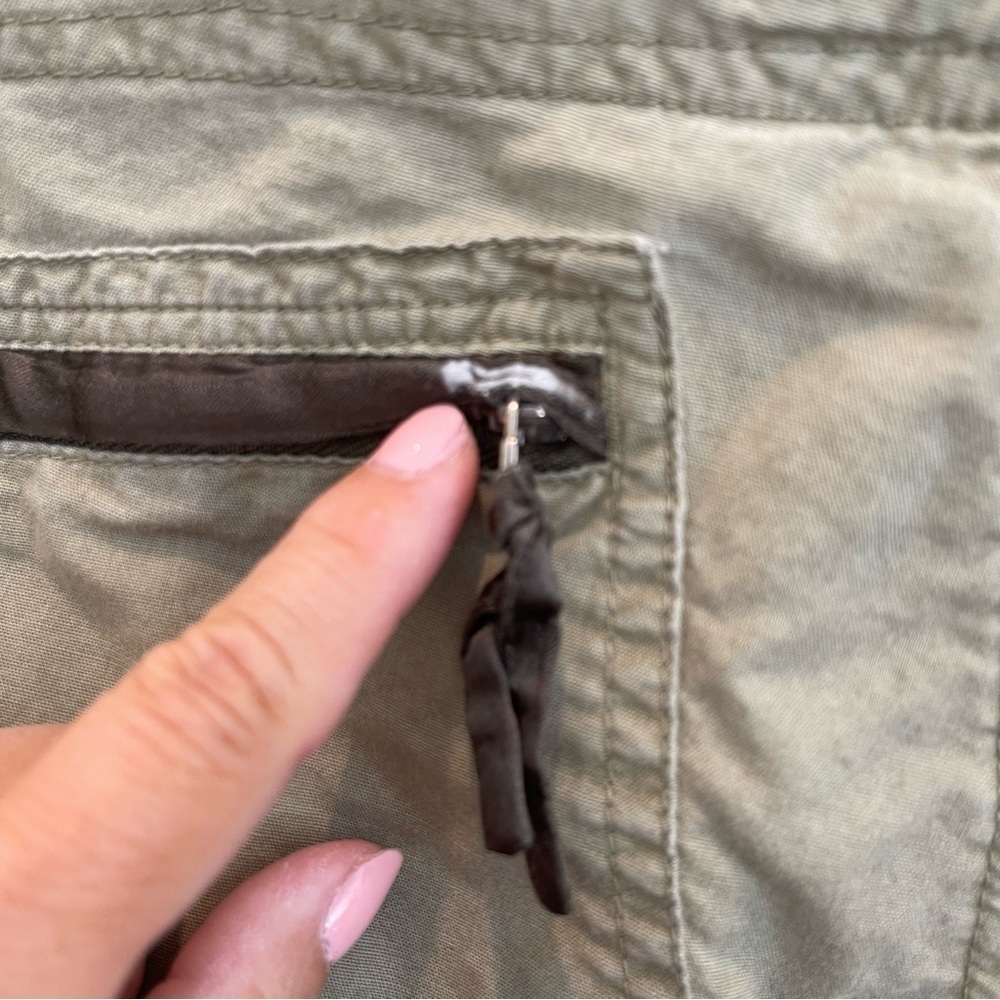 Abercrombie & Fitch Womens Pants Size S Green Low Rise Cargo Cropped Pants - Picture 9 of 16